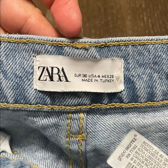Zara Cargo Jeans - Picture 2 of 4